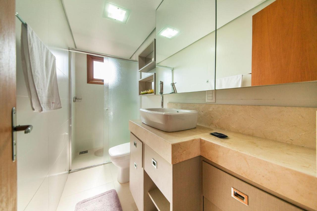 400 Metros, Rua Coberta - Centro - Solar Da Encosta Apartment Gramado Ngoại thất bức ảnh