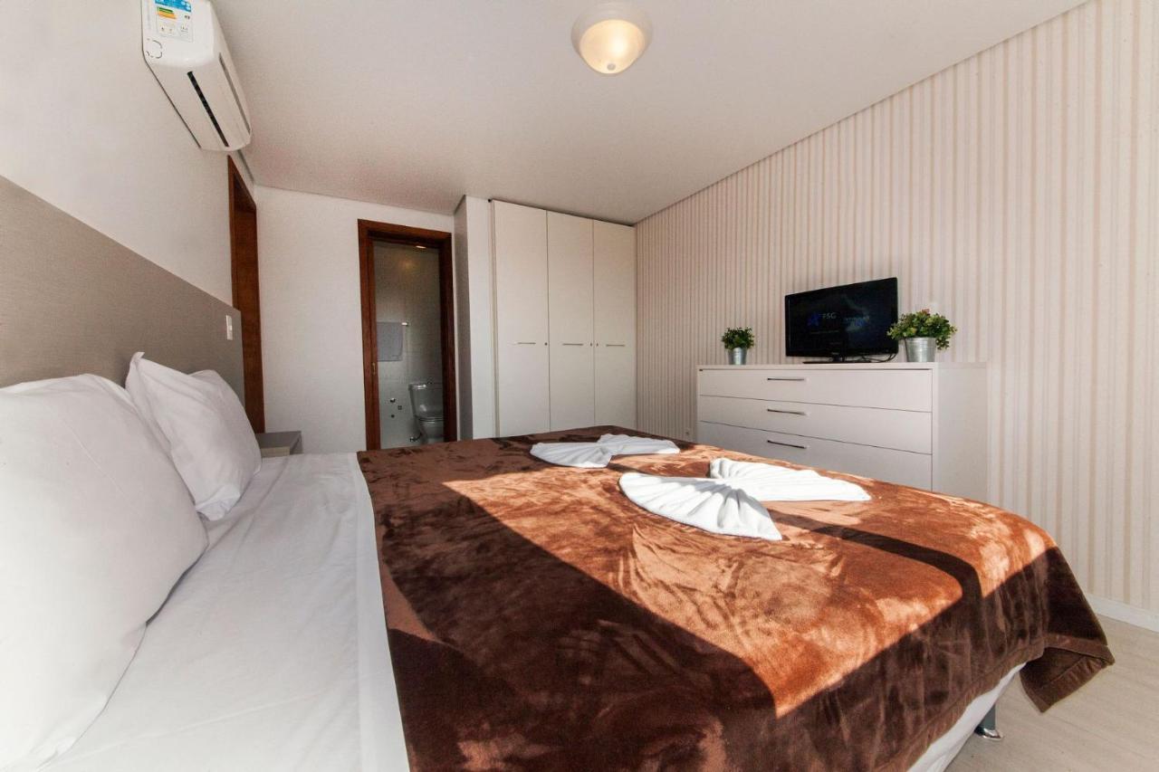 400 Metros, Rua Coberta - Centro - Solar Da Encosta Apartment Gramado Ngoại thất bức ảnh