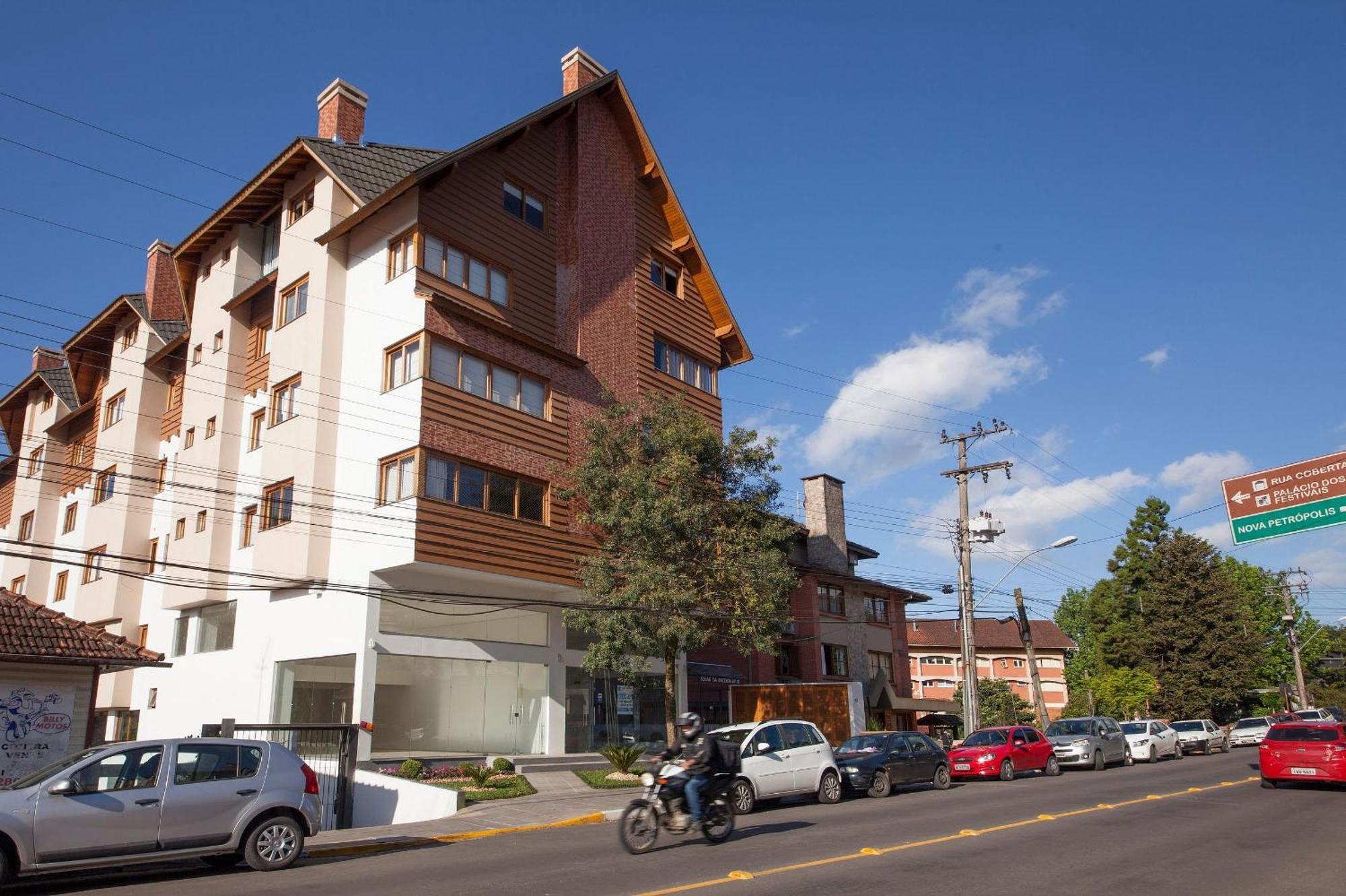 400 Metros, Rua Coberta - Centro - Solar Da Encosta Apartment Gramado Ngoại thất bức ảnh